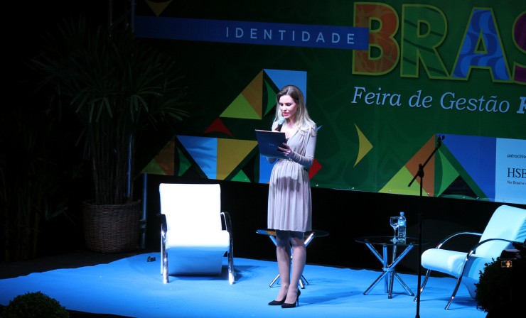Feira de Gestão 2012 - Identidade Brasil   - Palestra “Identidade Econômica e Industrial” com Ângela Hirata da Alpargatas S/A