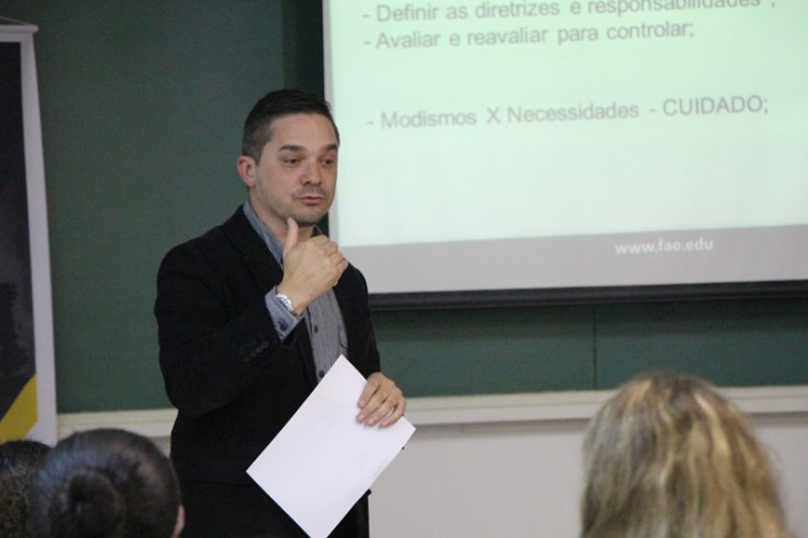 O especialista em Recursos Humanos, Fábio Miguel Lechiu, foi um dos palestrantes.