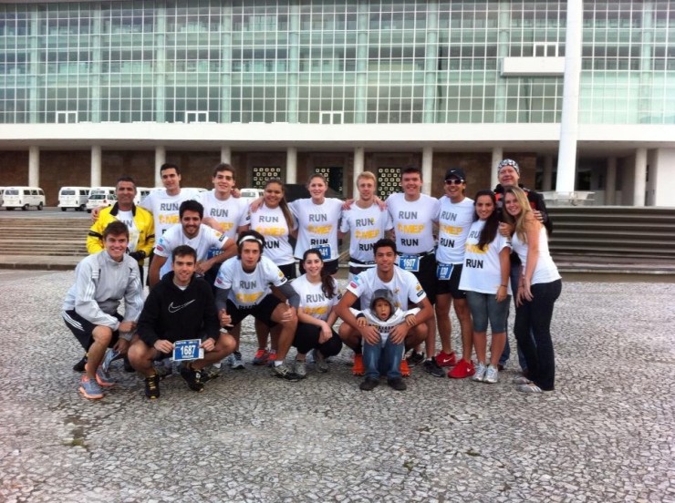 Alunos de Administração em período integral - MEP participam da Maratona Caixa de Curitiba.